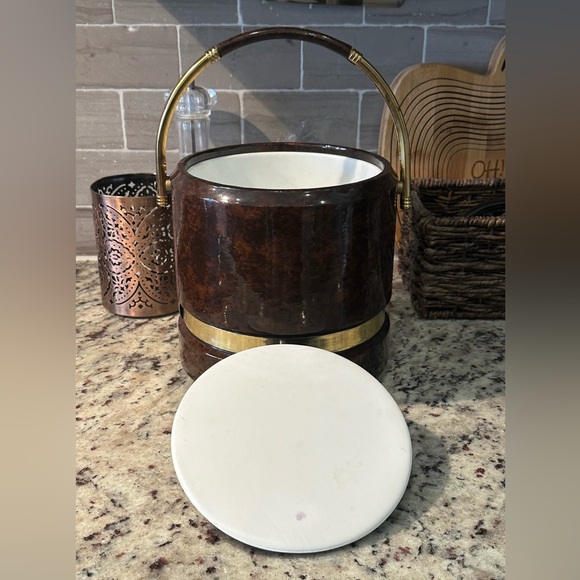 Vintage Brown & Gold Ice Bucket 8.25” x 8.25” x 9.25” - Picture 6 of 16